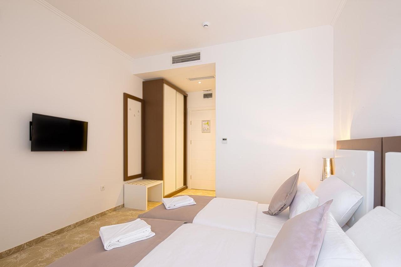 Hotel Pozzo Будва Экстерьер фото