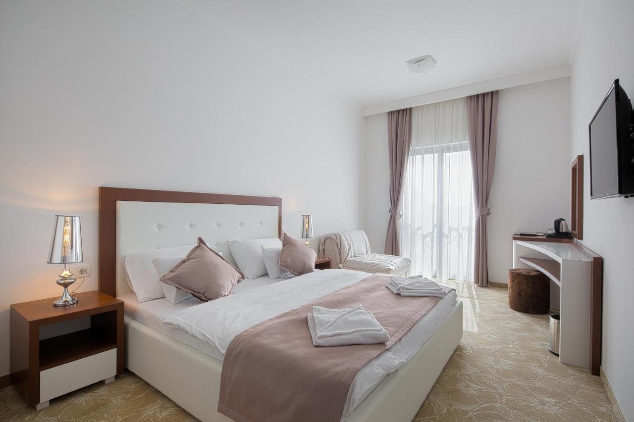 Hotel Pozzo Будва Экстерьер фото
