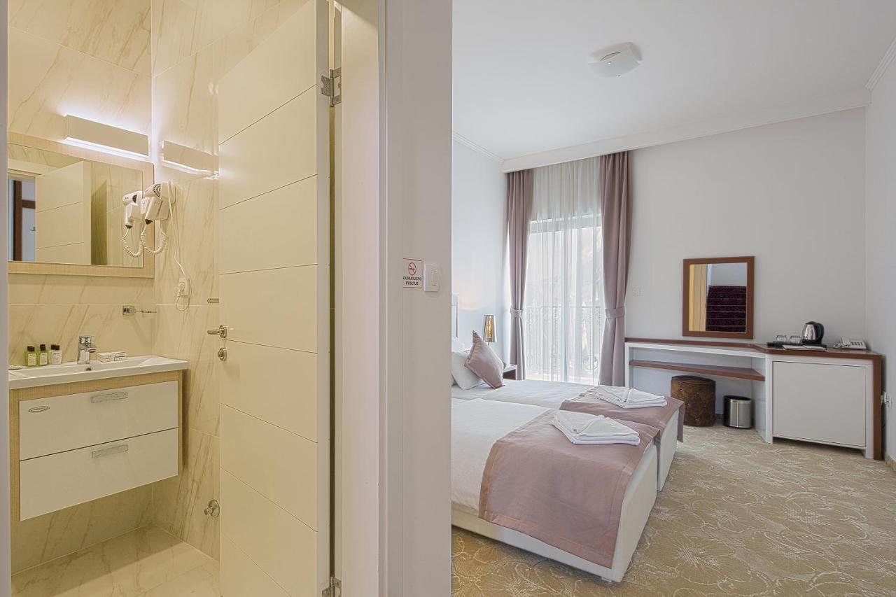 Hotel Pozzo Будва Экстерьер фото
