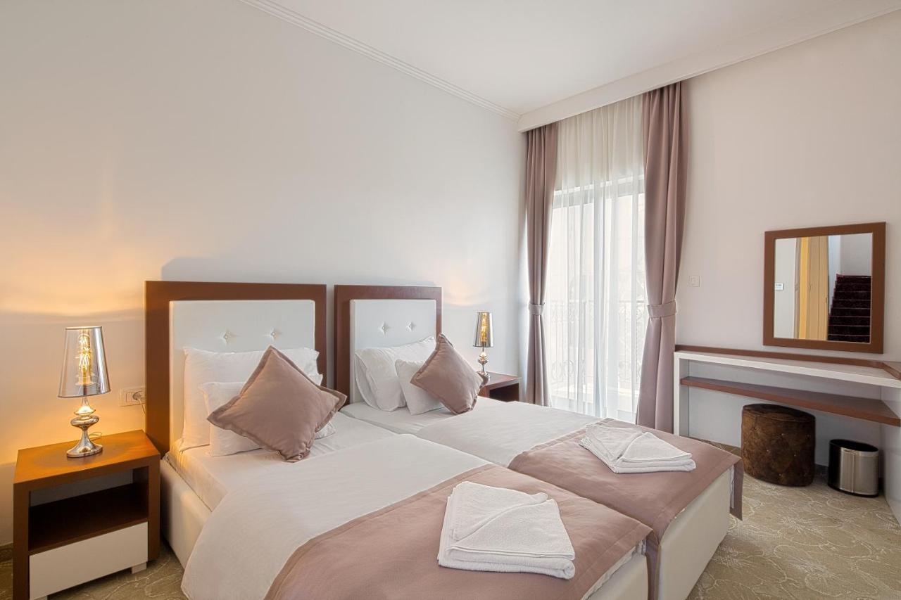 Hotel Pozzo Будва Экстерьер фото