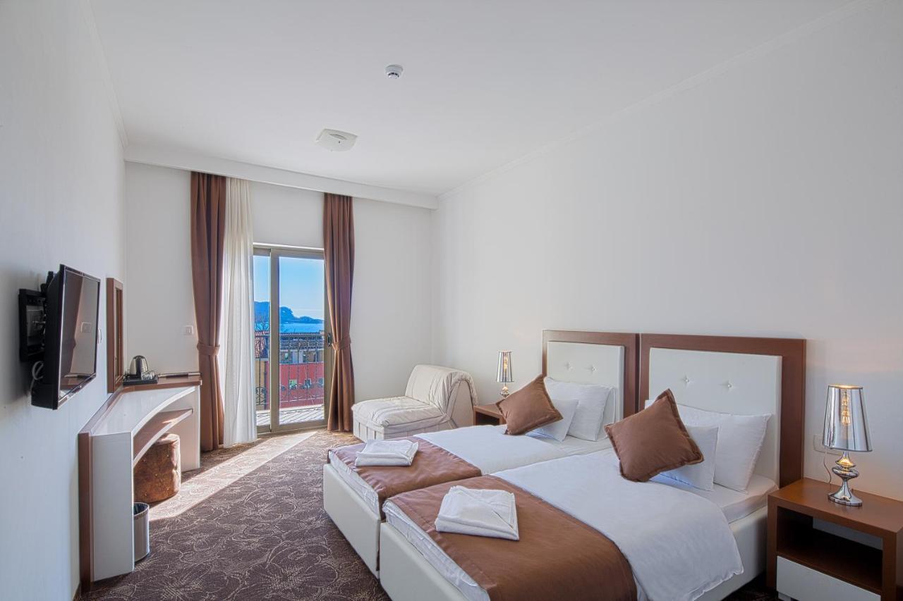 Hotel Pozzo Будва Экстерьер фото